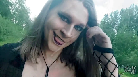 公共场合, 户外自慰